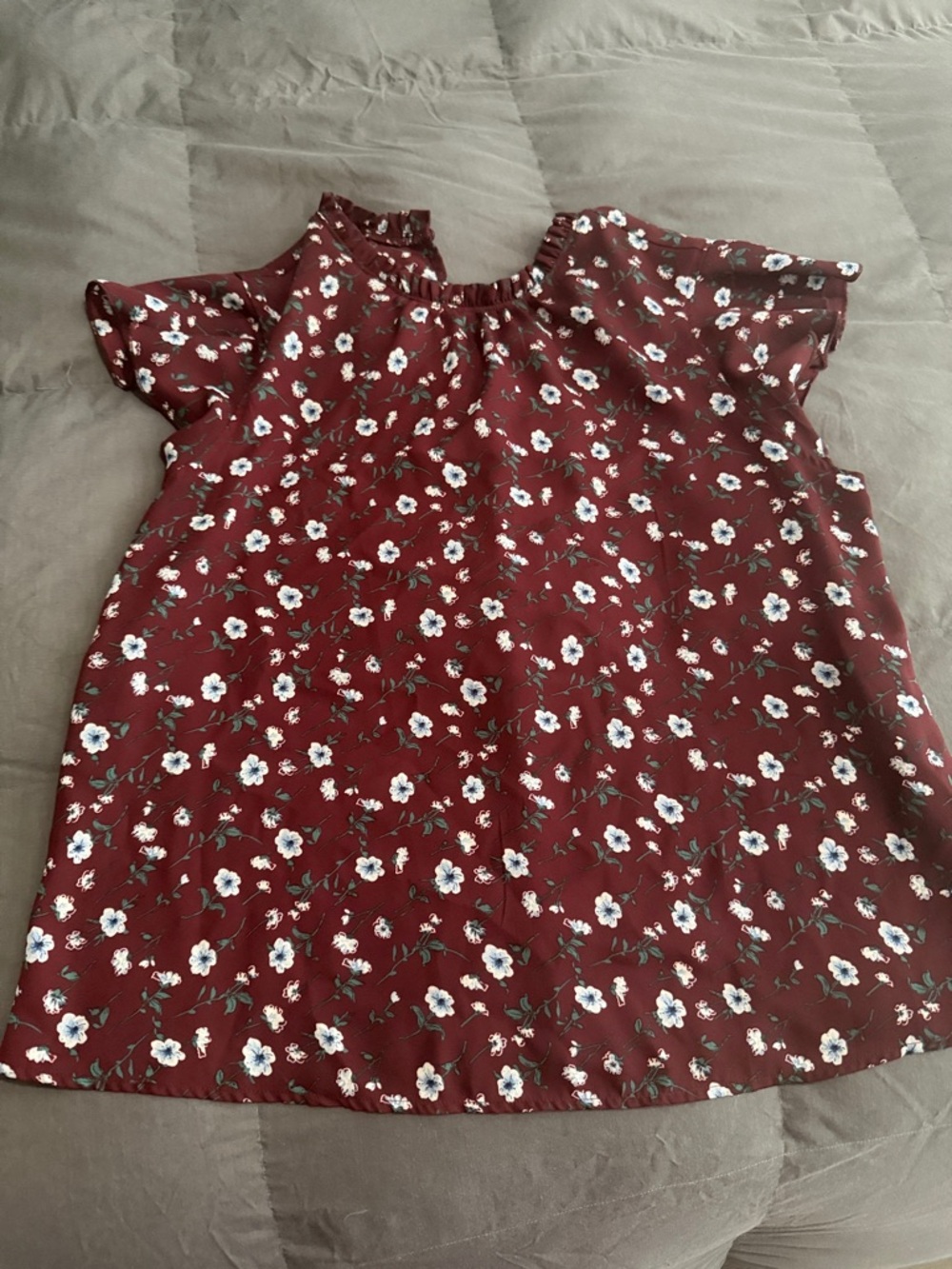 Forever 21 Maroon Floral Ruffle-Sleeve Blouse